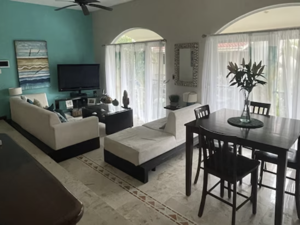 Playa homes for sale - Chan-Bahlum Condominium, Playa del Carmen Penthouse for Sale Mamitas Beach area - salacomedor chanbahlum1 1