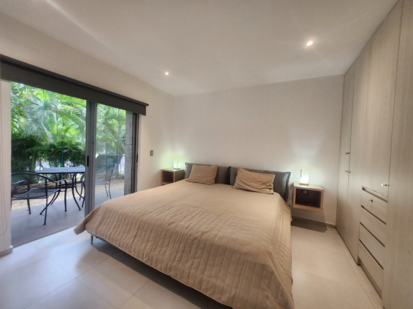 Playa homes for sale - Playacar 1 Bedroom Condo For Sale, Modern and affordable - master akab horizontal vista balcon