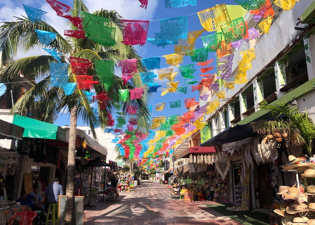 Playa-del-Carmen-5tv ave